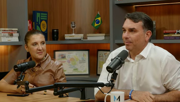 Flávio Bolsonaro culpa Centrão pela falta de vice mulher: ‘Os caciques não vieram’