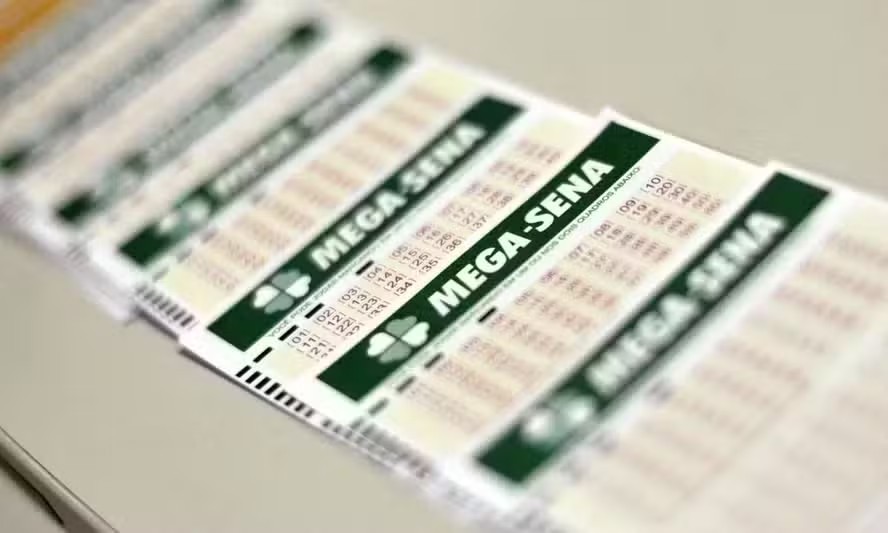 Mega-Sena sorteia R$ 100 milhões neste domingo: confira como apostar e horários
