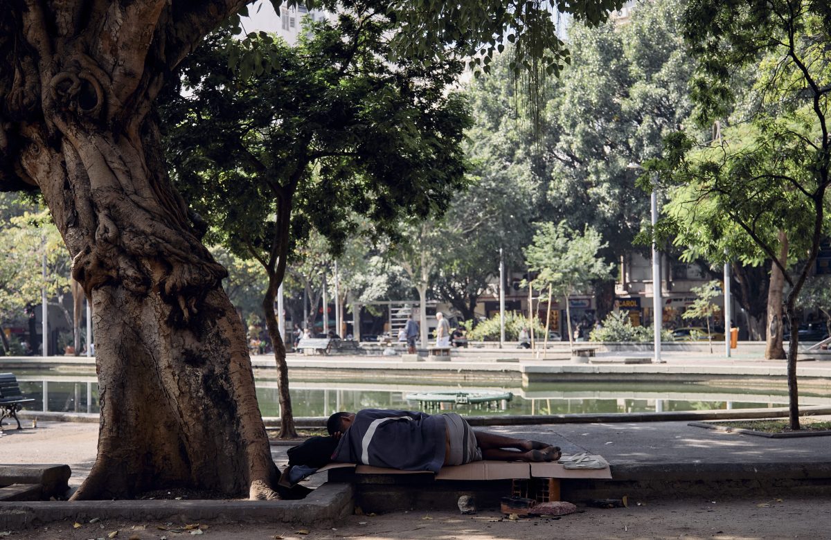 População em Situação de Rua na Grande Tijuca: Desafios da Assistência Social e Necessidade de Políticas Integradas