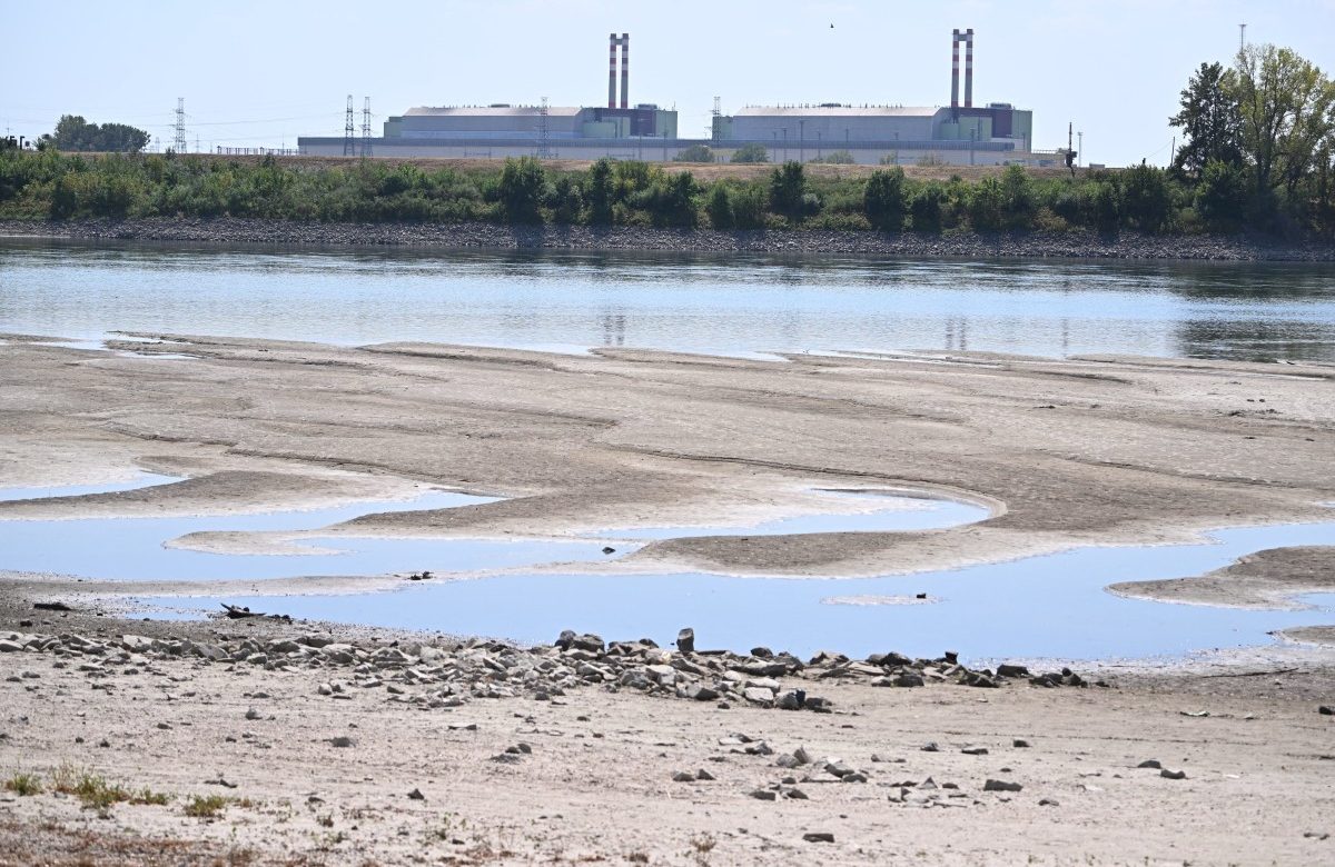Seca Histórica do Danúbio Força Hungria a Desativar Única Usina Nuclear em 44 Anos