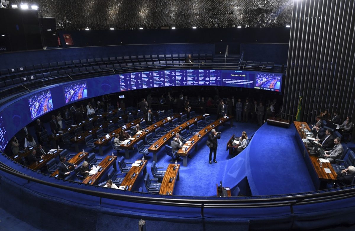 Senado aprova R$ 10 bilhões em subsídios para expandir produção de fertilizantes no Brasil
