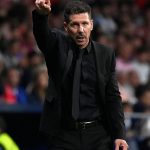 Simeone revela pressão crescente após 15 anos no Atlético de Madrid: 'Vencer era alegria, agora é alívio'