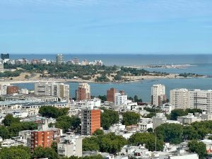 Uruguai: o país mais caro da América do Sul – salários, custo de vida e como brasileiros podem morar lá