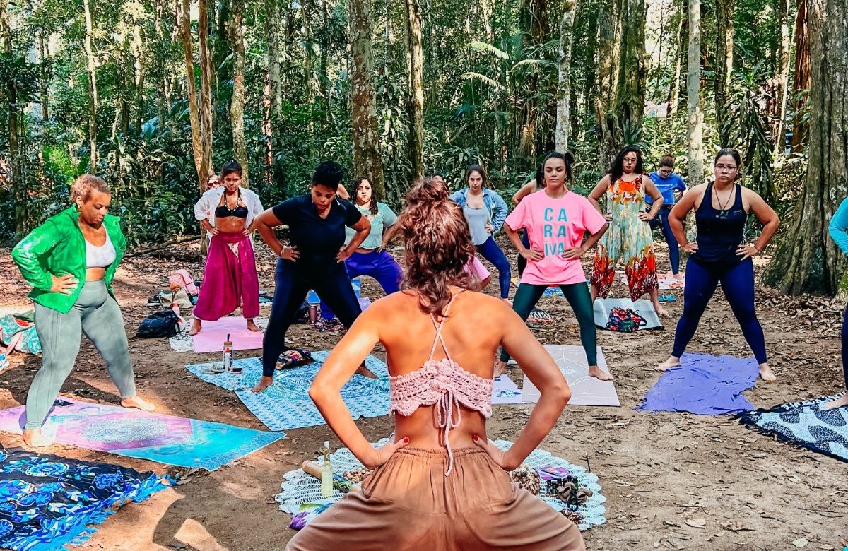 Yoga na Floresta da Tijuca: Encontro de Mulheres para Bem-Estar e Autoconhecimento