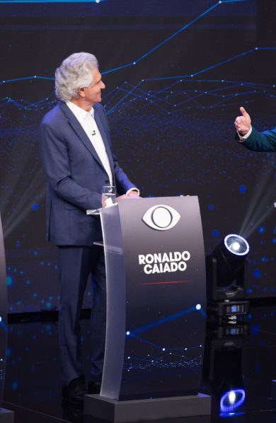 Debate presidencial da Band: ausências dominam redes sociais e cochilo de Kassab mobiliza direita