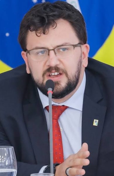 Lula reforça campanha presidencial com chefe de gabinete e executivo da Secom