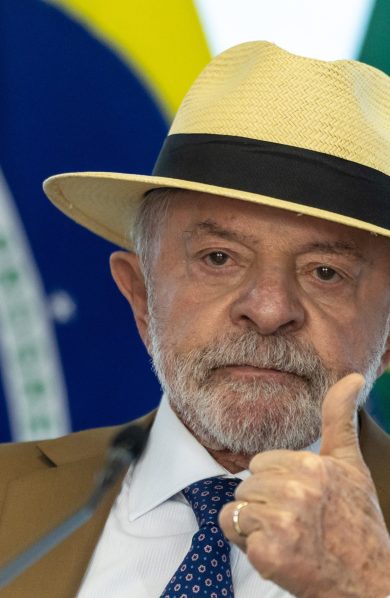 Lula afirma que Trump reconheceu tarifas ao Brasil foram baseadas em mentira