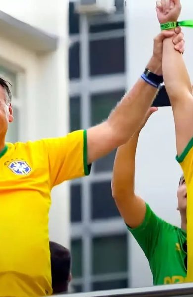 Nikolas Ferreira critica restrições a Bolsonaro e compara ex-presidente a Messi em final de Copa